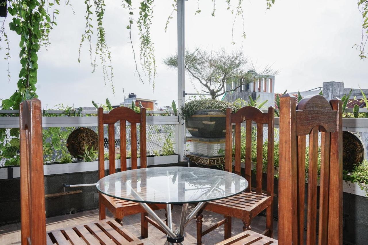 Super Oyo 444 Rafitha Homestay Baturetno Exterior photo